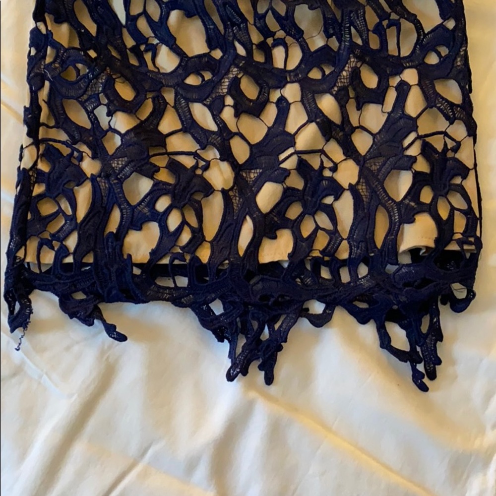 Dress - Picture 4 of 4